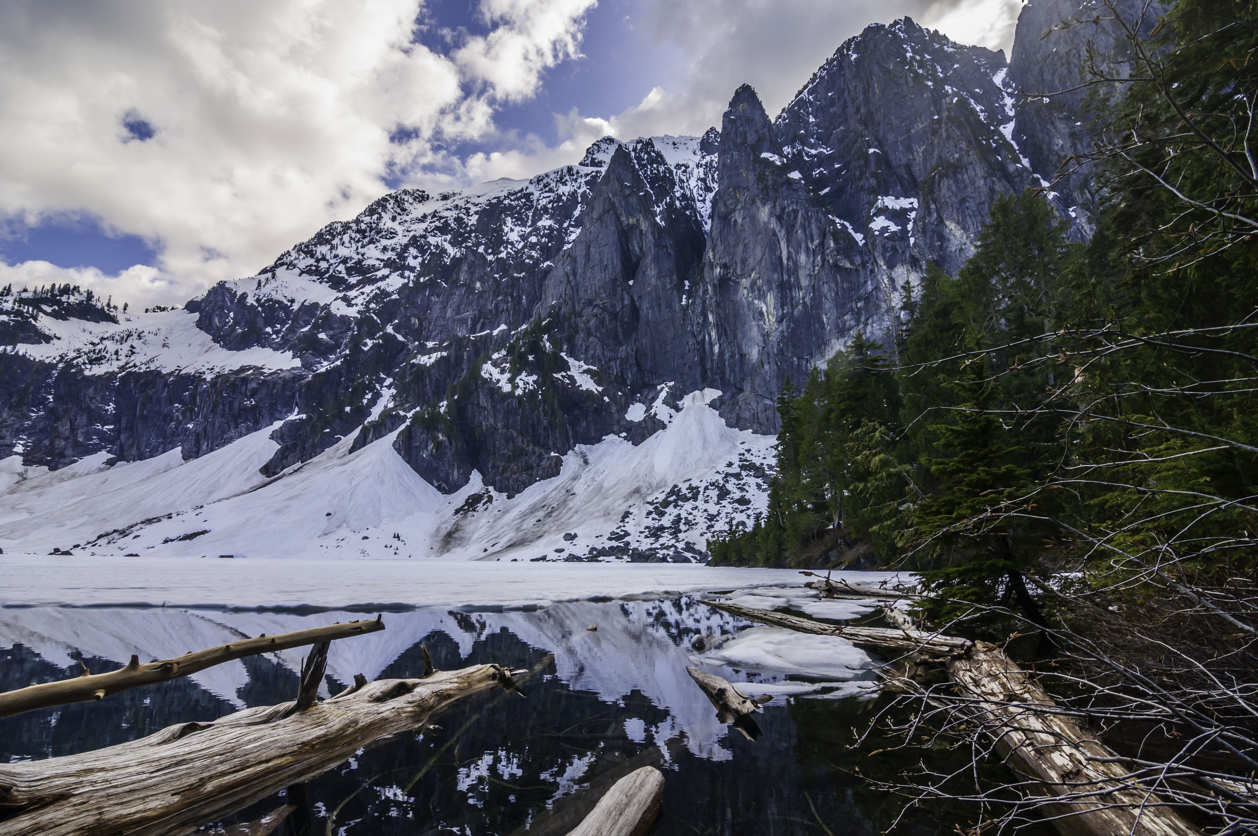 Best Day Hikes, Seattle - 10 Trails Not To Miss | Travel, Art And Beyond